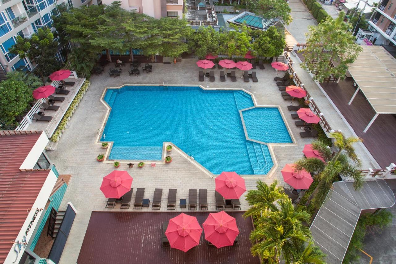 Areca Lodge Pattaya Exterior photo
